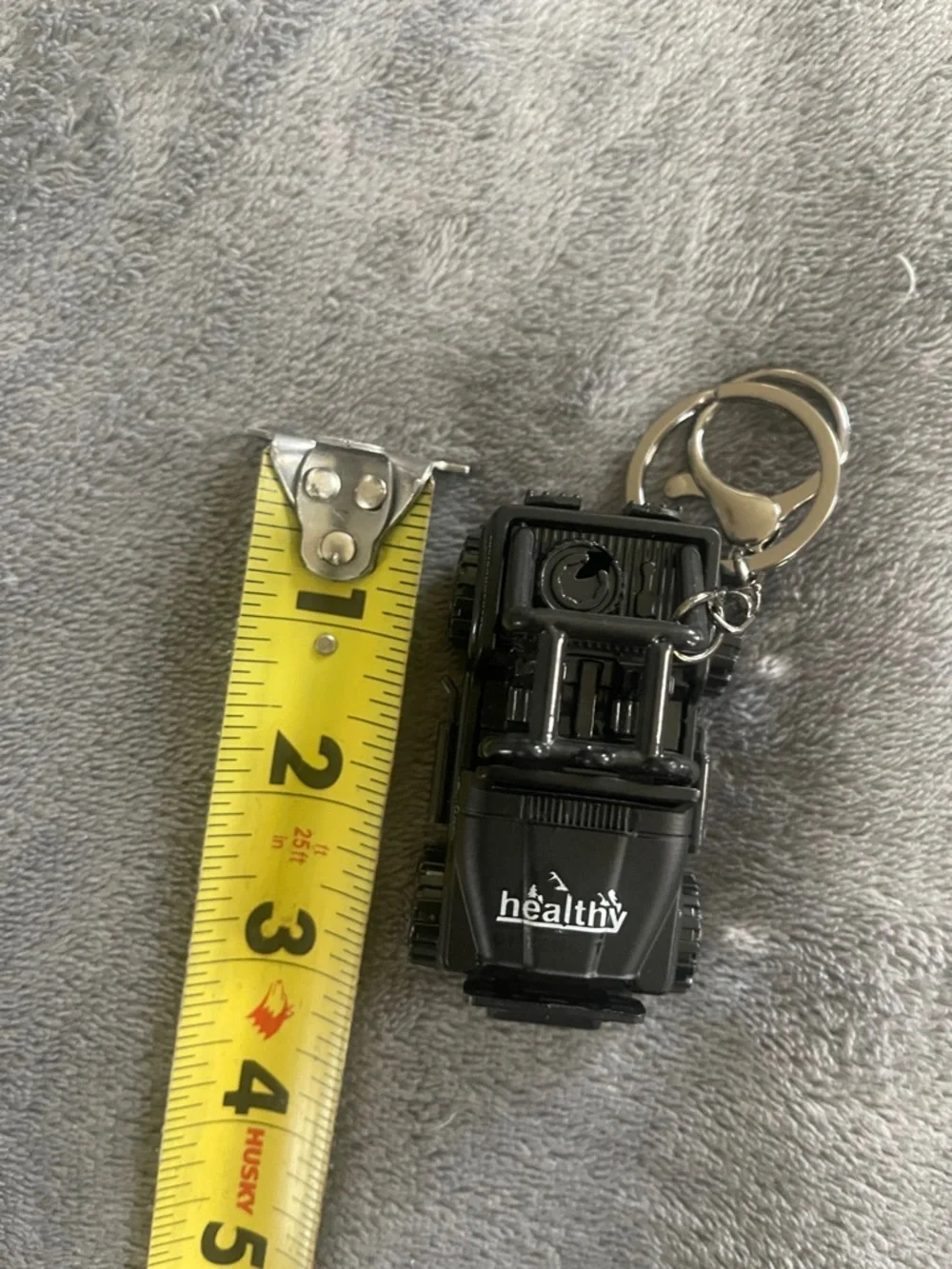 Jeep Keychain bag charm Duo Black & Green new plastic wheels roll lobster clip